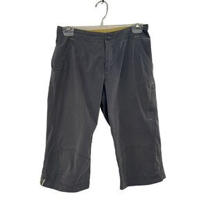 REI Charcoal Gray Capris Womens Size 4 Outdoor Hiking Camping